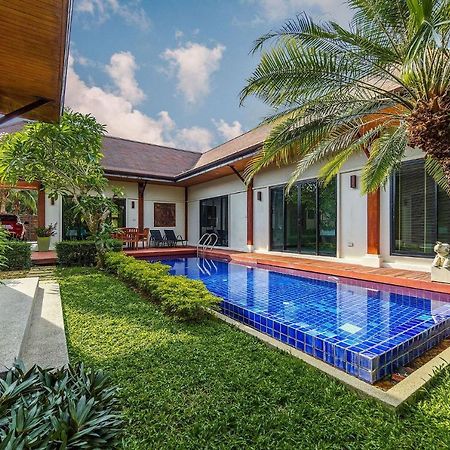 Villa Savu| 3 Bedroom Private Pool Villa In Popular Location Near Naiharn Beach Nai Harn Exterior photo